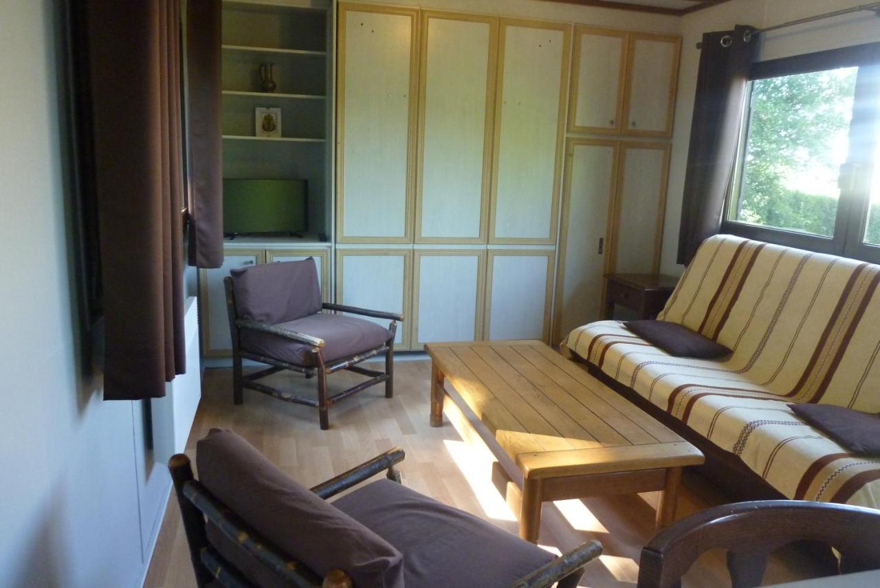 3 Gites - Relais Du Saussay In Pertheville Ners Exteriér fotografie